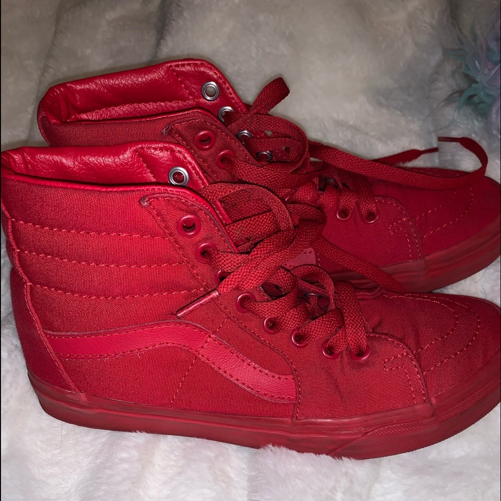 6 men’s 7.5 women’s